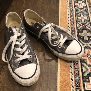 Gray Converse Size 7
